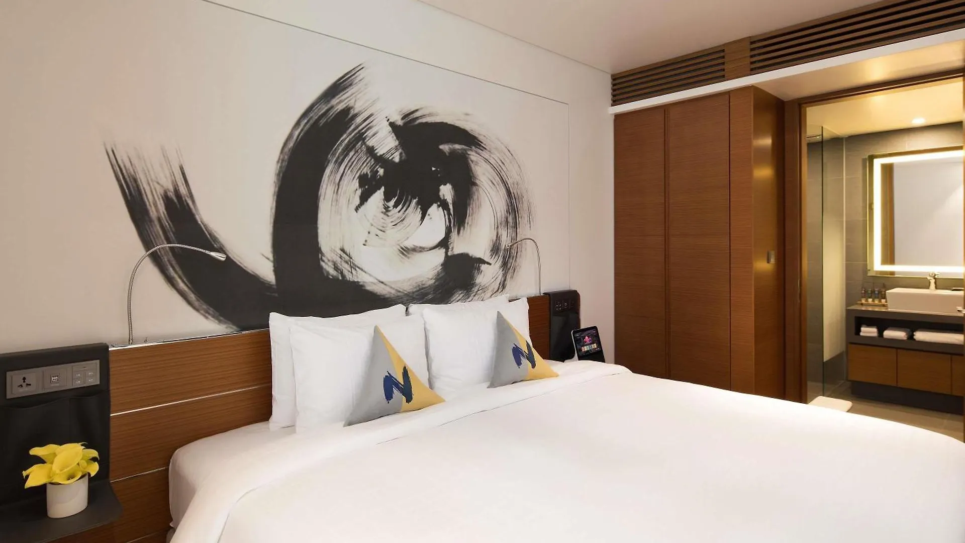 Novotel Ambassador Seoul Dongdaemun Hotels & Residences