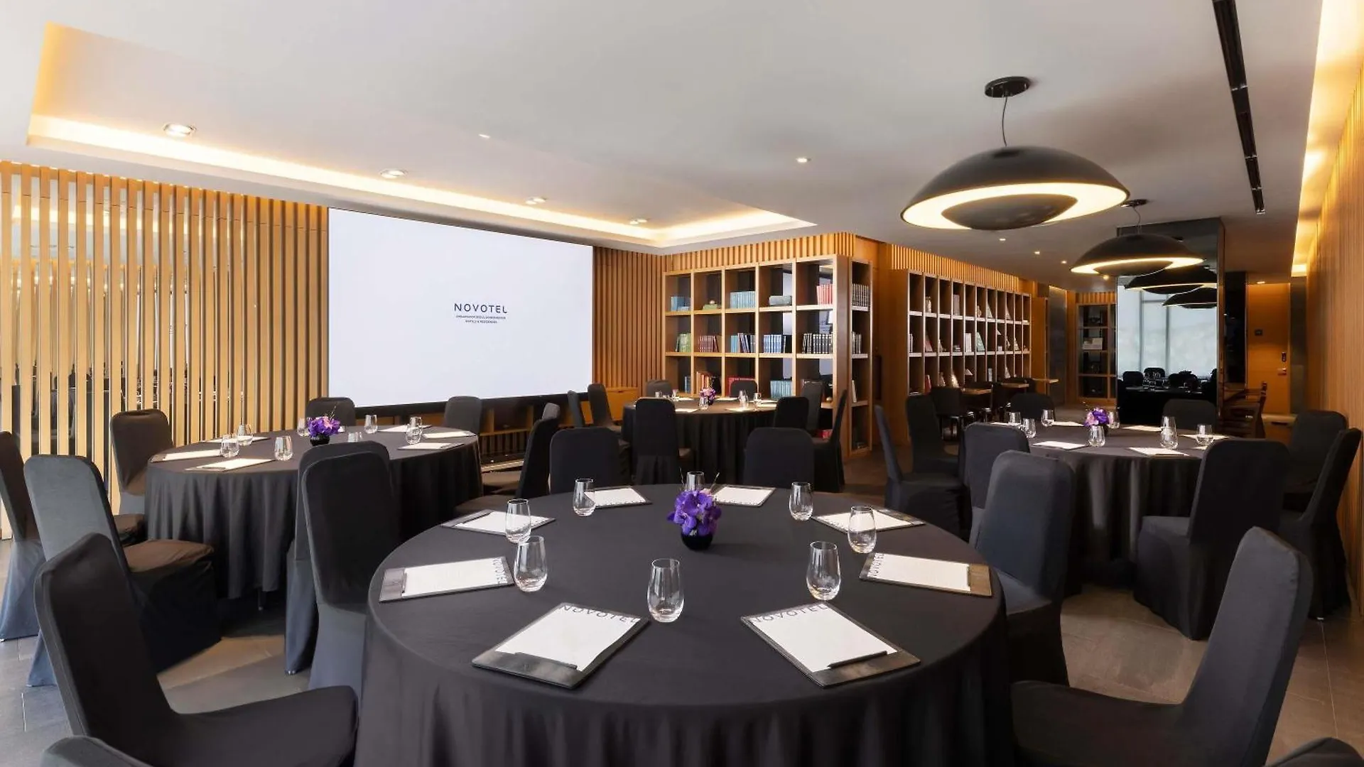 Novotel Ambassador Seoul Dongdaemun Hotels & Residences