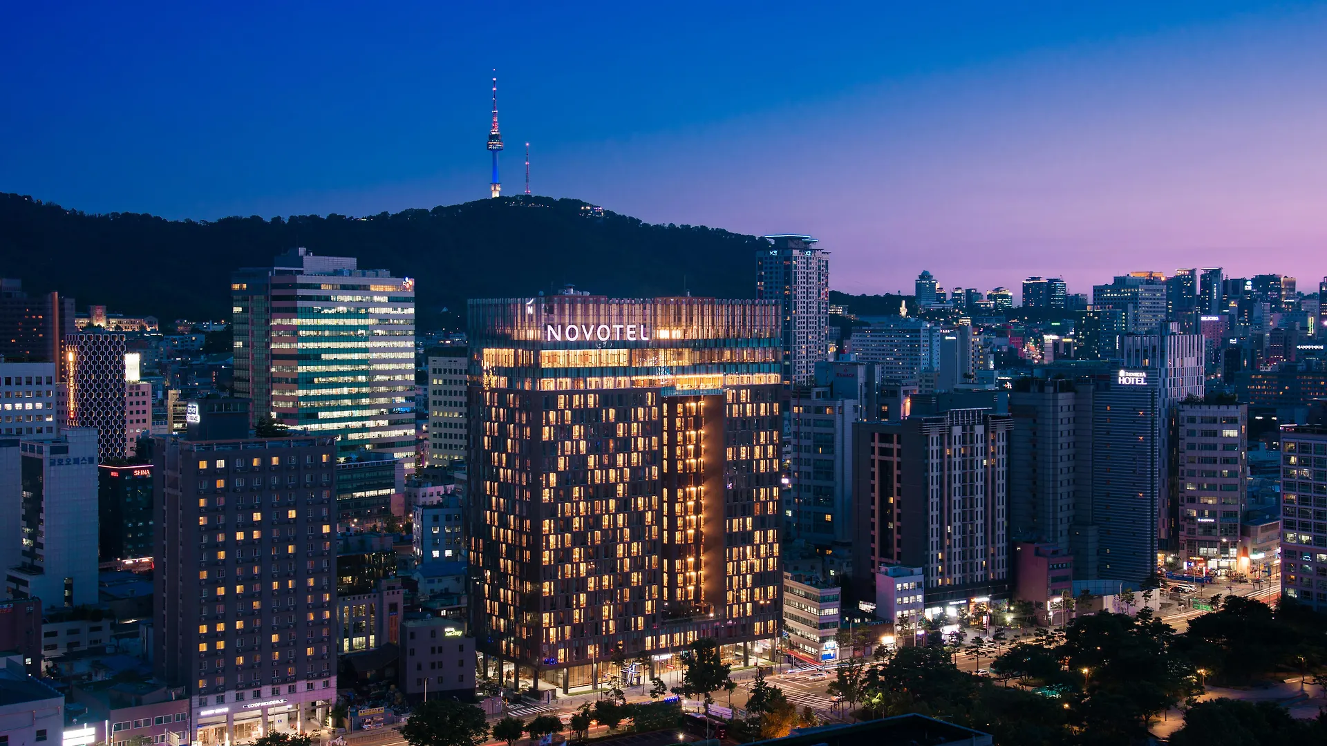 Novotel Ambassador Seoul Dongdaemun Hotels & Residences