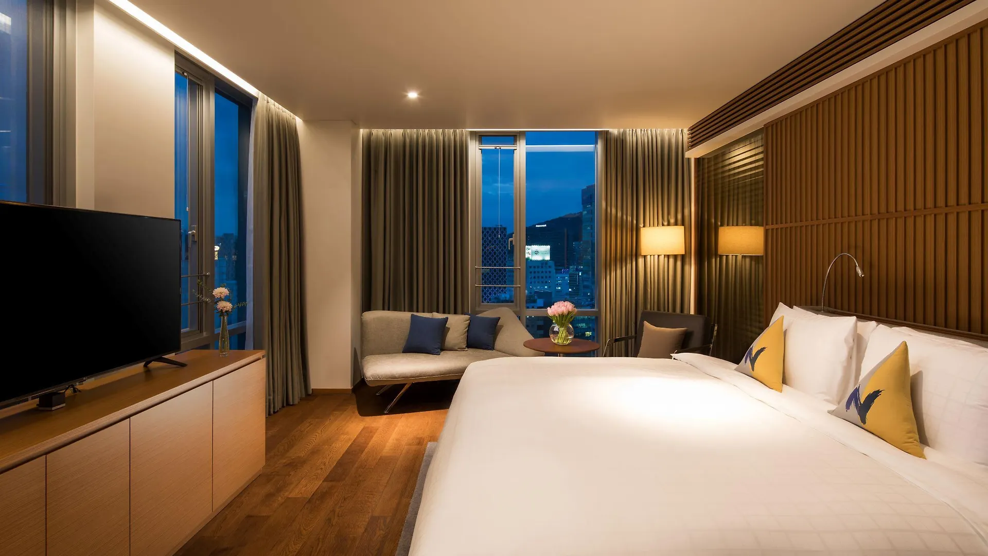 Novotel Ambassador Seoul Dongdaemun Hotels & Residences