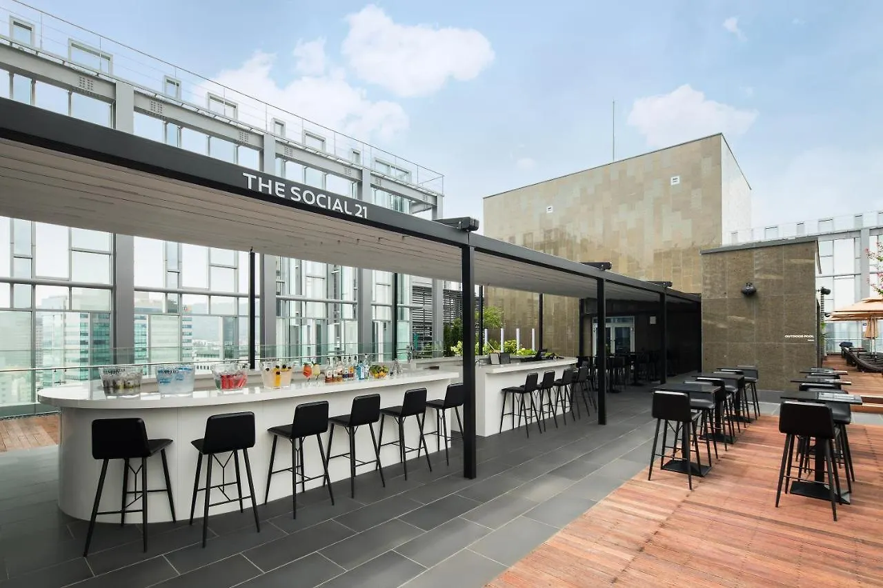 Novotel Ambassador Seoul Dongdaemun Hotels & Residences 5*,
