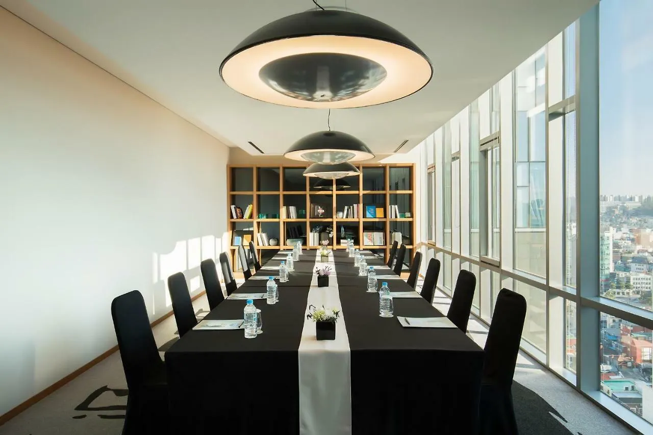 Novotel Ambassador Seoul Dongdaemun Hotels & Residences 5*,  South Korea